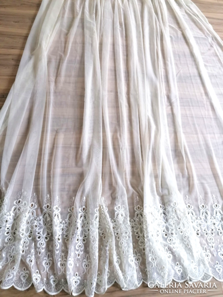 Dreamy huge tulle embroidered curtain 230 x 337