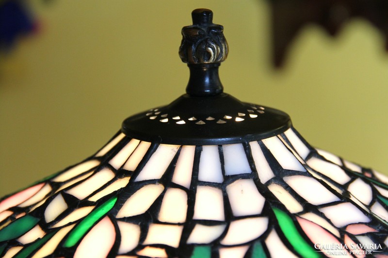 Tiffany lamp in the shape of a woman 60 cm 2.