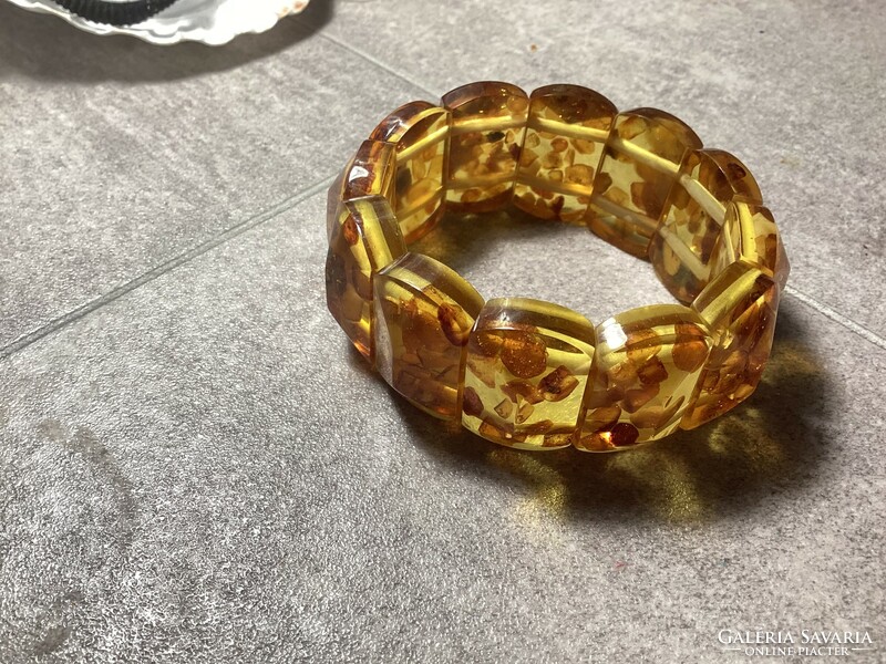 Amber rubber bracelet