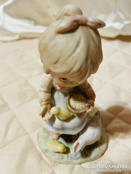 Vintage Lefton Taiwan-i porcelán figura-Kislány csirkékkel