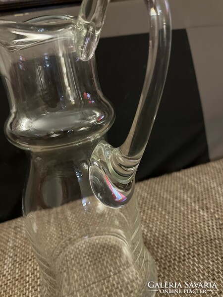 Beautifully shaped, 1 liter glass jug in perfect condition!