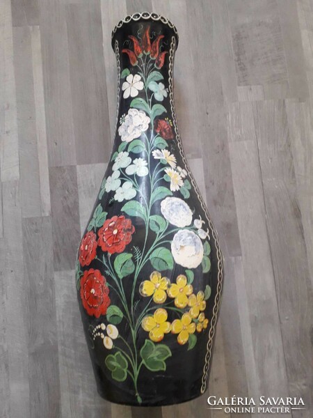 65 cm folk vase