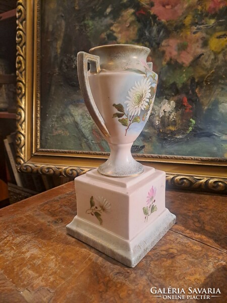 Carlsbad porcelain vase from Errdeti, circa 1900, hand-painted