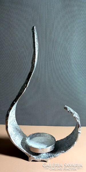 Huge postmodern metal candle holder negotiable design