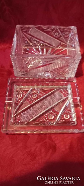 Crystal cigarette holder ashtray with lid (12 x 10 cm)