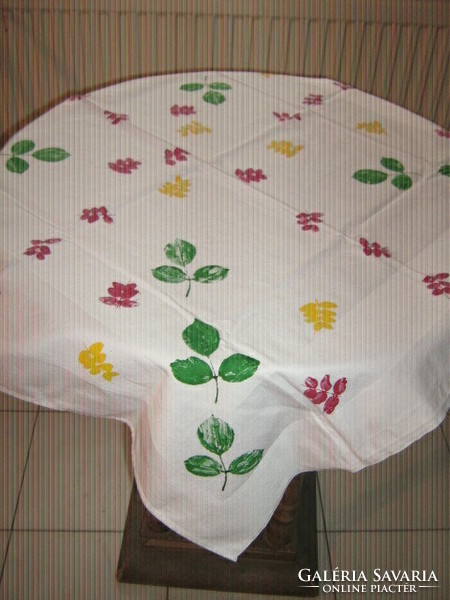 Charming damask tablecloth with 3 napkins