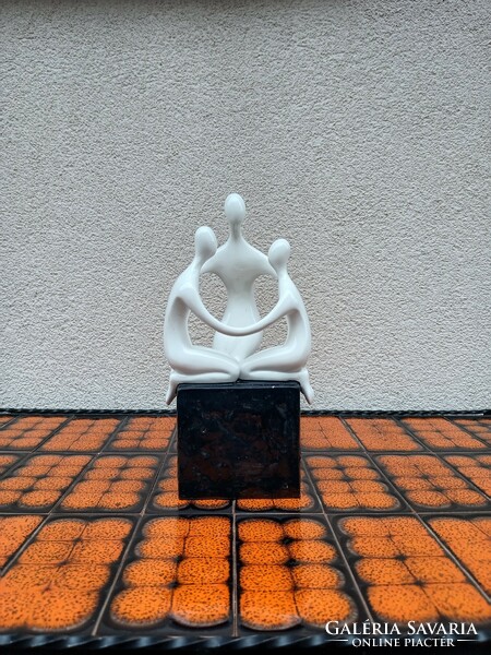 Art-deco modern 3 grace statue. Negotiable.