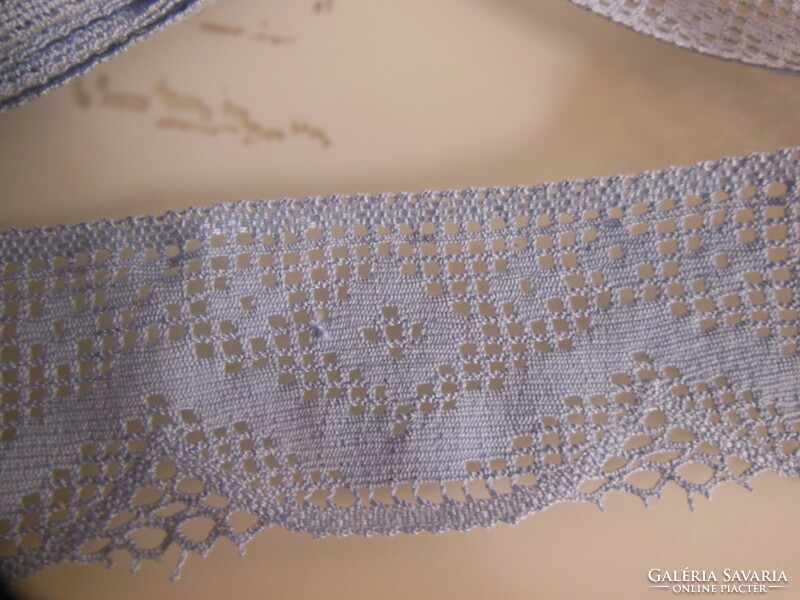 Ribbon - lace - 570 x 7 cm - handmade - cotton - unused - flawless