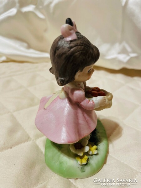 Vintage lefton taiwanese porcelain figurine girl in pink dress with basket of apples