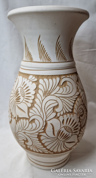 Gyönyörű nagyméretű fehér virágdíszes korondi kerámia váza hibátlan állapotaban 35 cm.