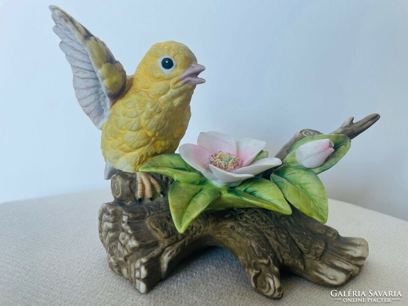 VintageLlefton hand painted Taiwanese porcelain figurine :a canary blossom tree branch