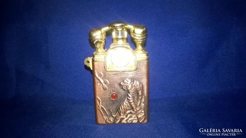 Figural lighter 16. - Telephone