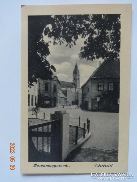 Régi postatiszta képeslap: Mosonmagyaróvár, Térrészlet (50-es évek)