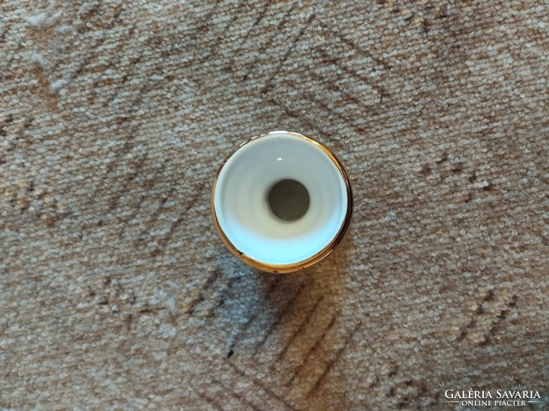 Ceramic candle holder