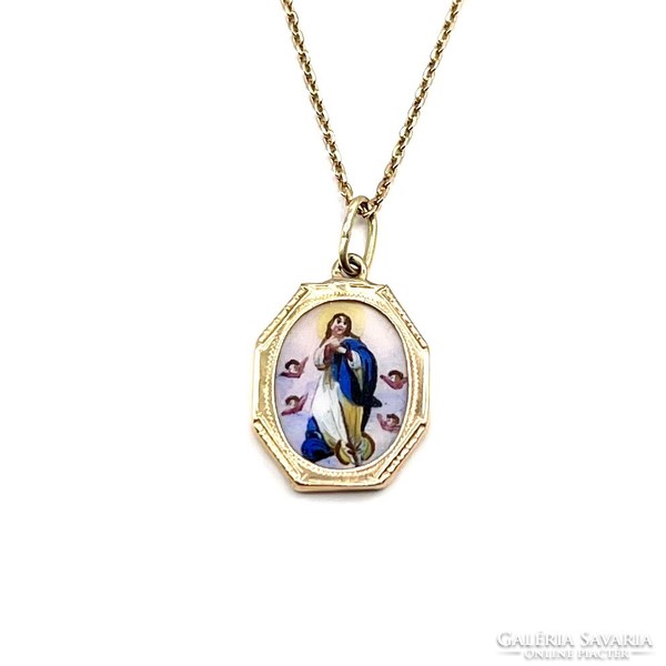 4840. Old Mary pendant