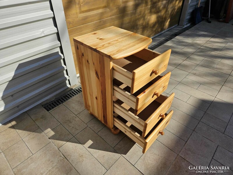 A 4-drawer claudia pine chest of drawers for sale. Rs furniture furniture in good condition.