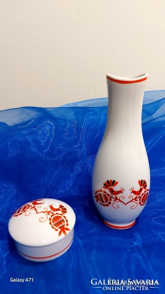 Hollóházi Ikarus marked, folk motif vase and bonbonnier