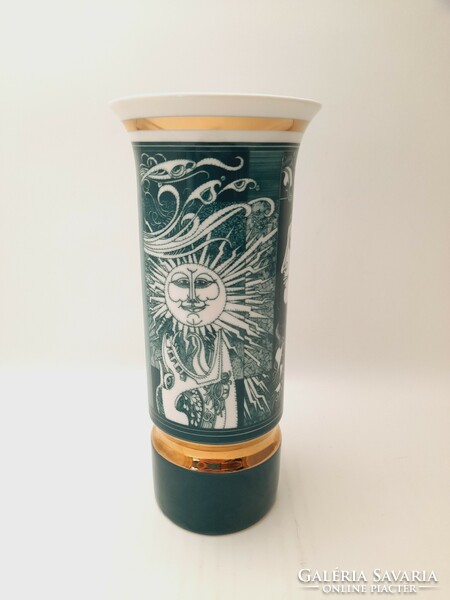 Zöld Szász Endre Hollóházi porcelán váza 19,8 cm