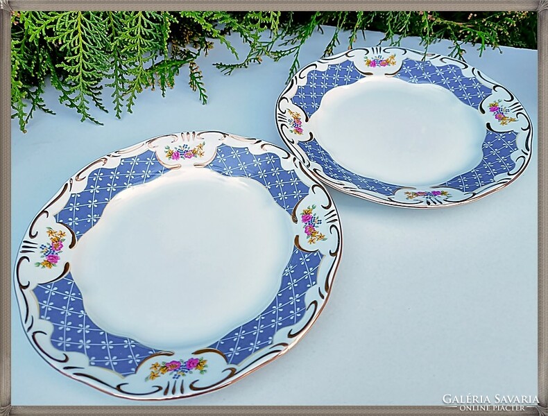 Zsolnay porcelain marie antoinette small plates in new condition