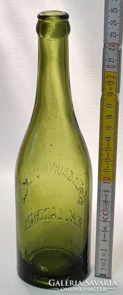 "Grünbaum Vilmos, K. K. Laczháza 0.38 l" zöld sörösüveg (2947)