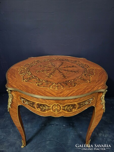 XV. Lajos stílusú intarziás asztal , íróasztal , díszasztal , center asztal