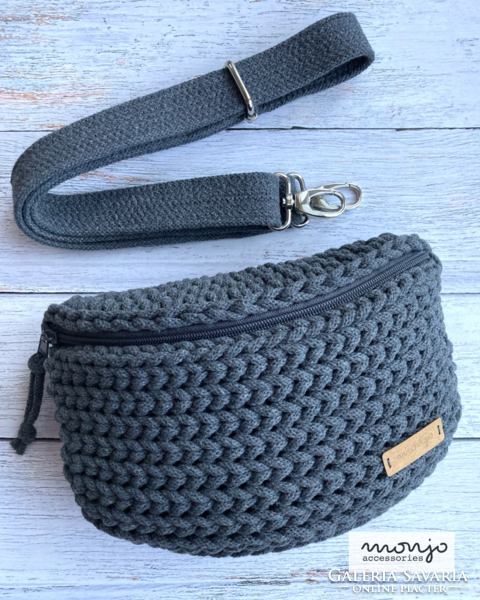 'Marina' crochet belt bag