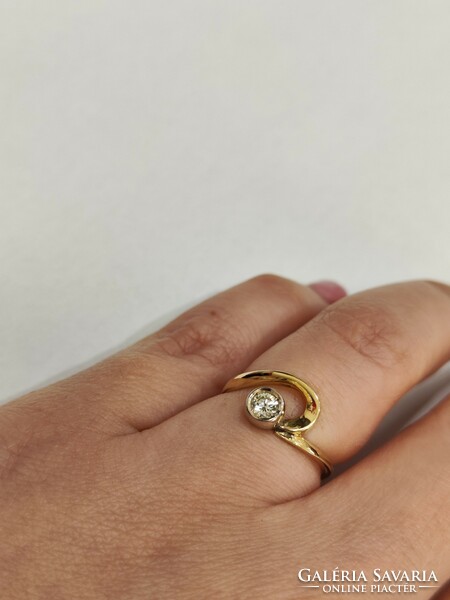 14k gold ring with diamonds