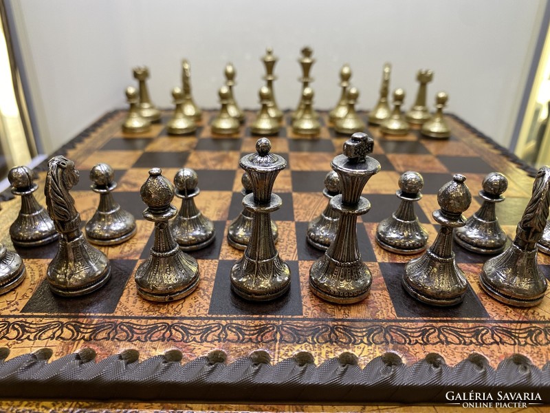 Olasz sakkgyárban készült prémium sakk térképmintás
