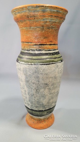 Gorka Lívia kerámia váza 28,5 cm magas
