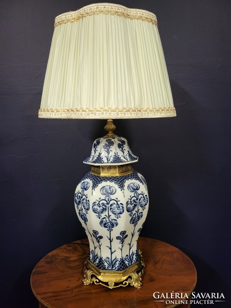 Delft blue table lamp vase with floral painting