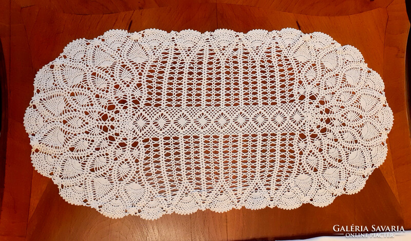 Crochet lace tablecloth. 60X30 cm