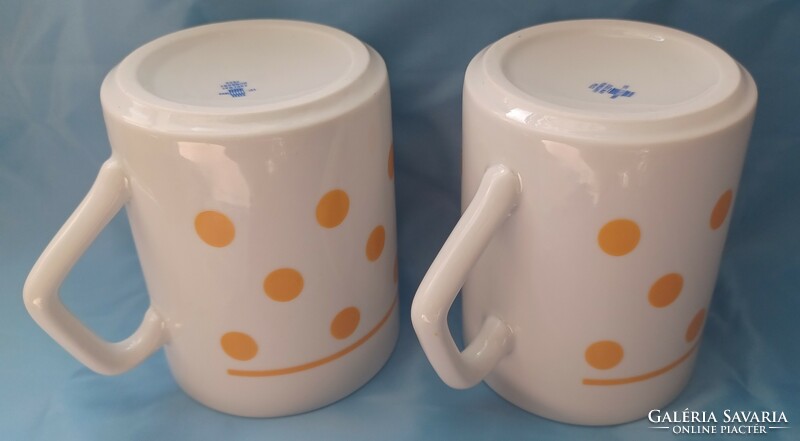 Retro zsolnay mugs with yellow dots