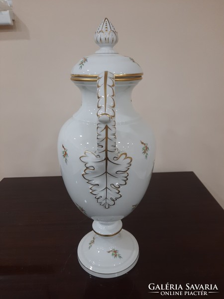 Largest Herend Hecsedli porcelain goblet vase with rosehip pattern