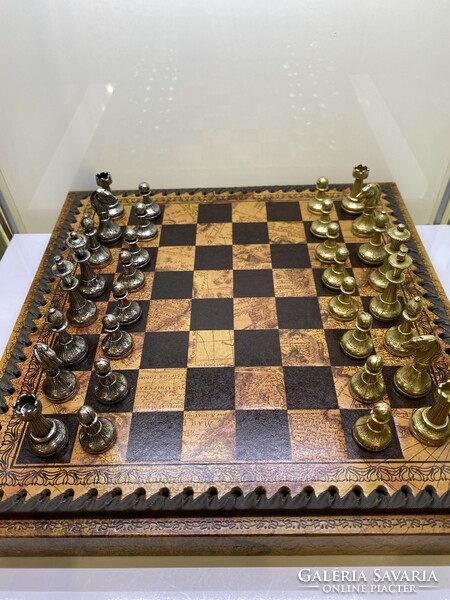 Olasz sakkgyárban készült prémium sakk térképmintás