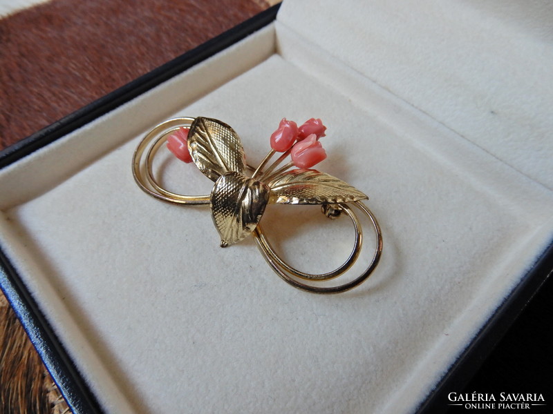 Old gilt flower brooch with carved coral roses