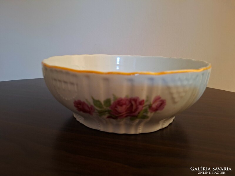 Zsolnay rose pattern coma bowl