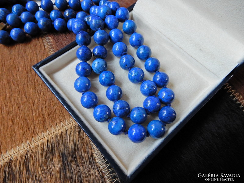 Régi, hosszú Lápisz Lazuli gyöngysor kínai aranyozott kapoccsal