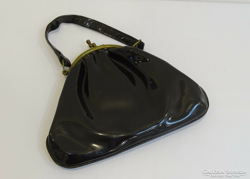0H489 Régi fekete női táska lakktáska