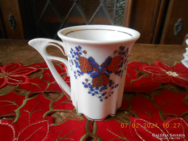 Coffee cup designed by Hollóháza duray lilla