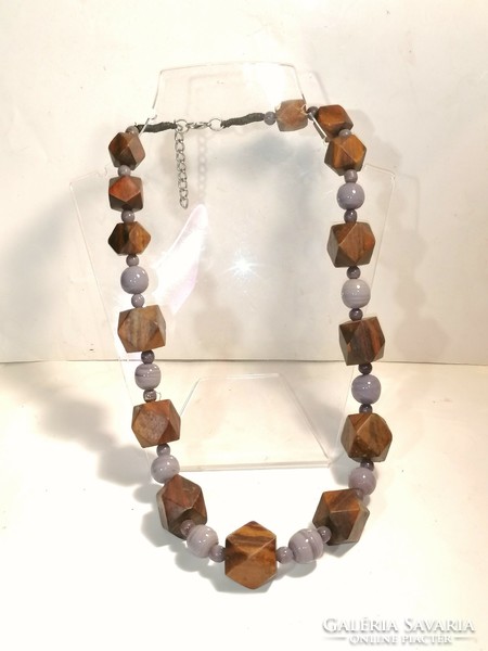 Üveg és fa gyöngyös nyaklánc (1165)