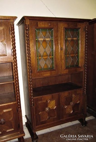 Pécs colonial wardrobe