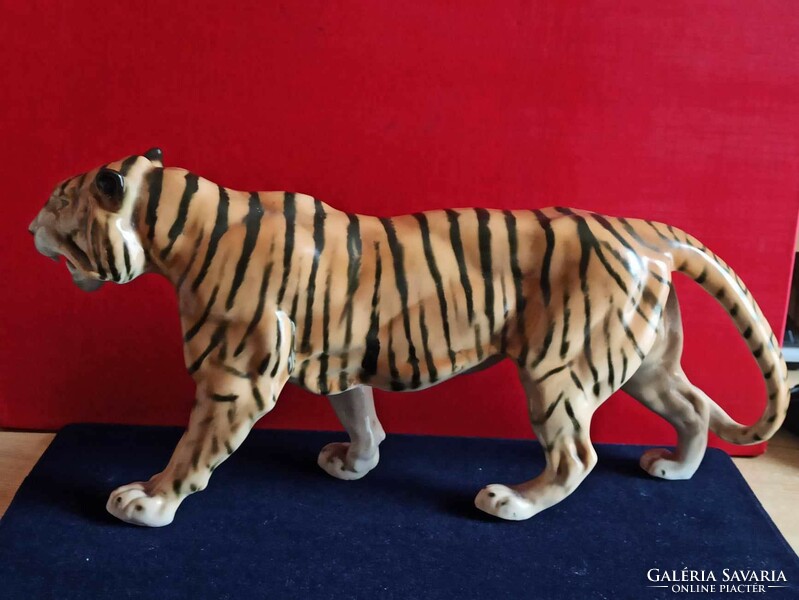 Nagy Ens porcelán tigris 36 cm