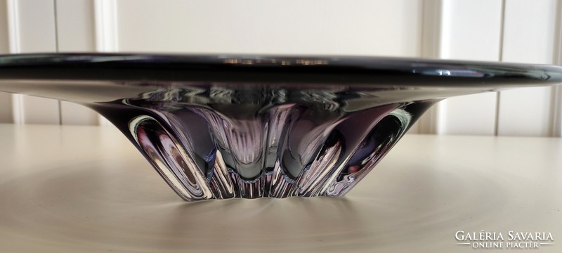 A beautiful, extra-large Murano crystal glass bowl serving centerpiece