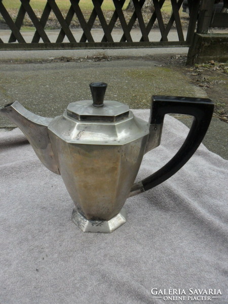 Art deco silver jug and sugar bowl