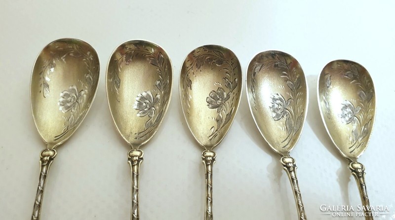 5 silver Art Nouveau coffee spoons