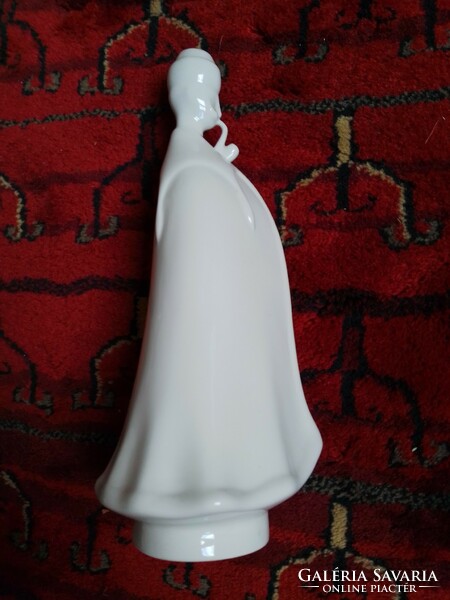 Aquincumi porcelán pipázó juhász legény fehér mázas figura szobor hibátlan vitrindísz nipp
