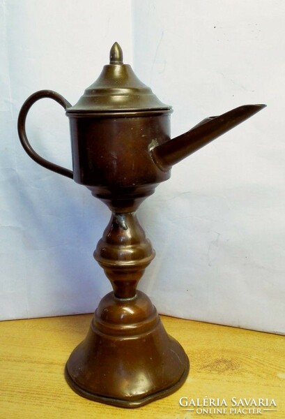 Antique cream pourer made of red copper, master craftsmanship from Turkey. Unique decoration