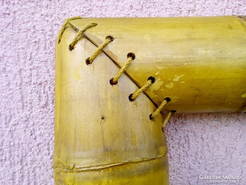 Egzotikus távolkeleti kézműves alkotás. Bambuszkeretes Irhabőr dombormű. Elefántos