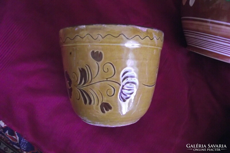Ceramic tile, bowl, vase.