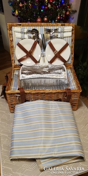 Vintage wicker cooler bag picnic basket - new, also as a gift